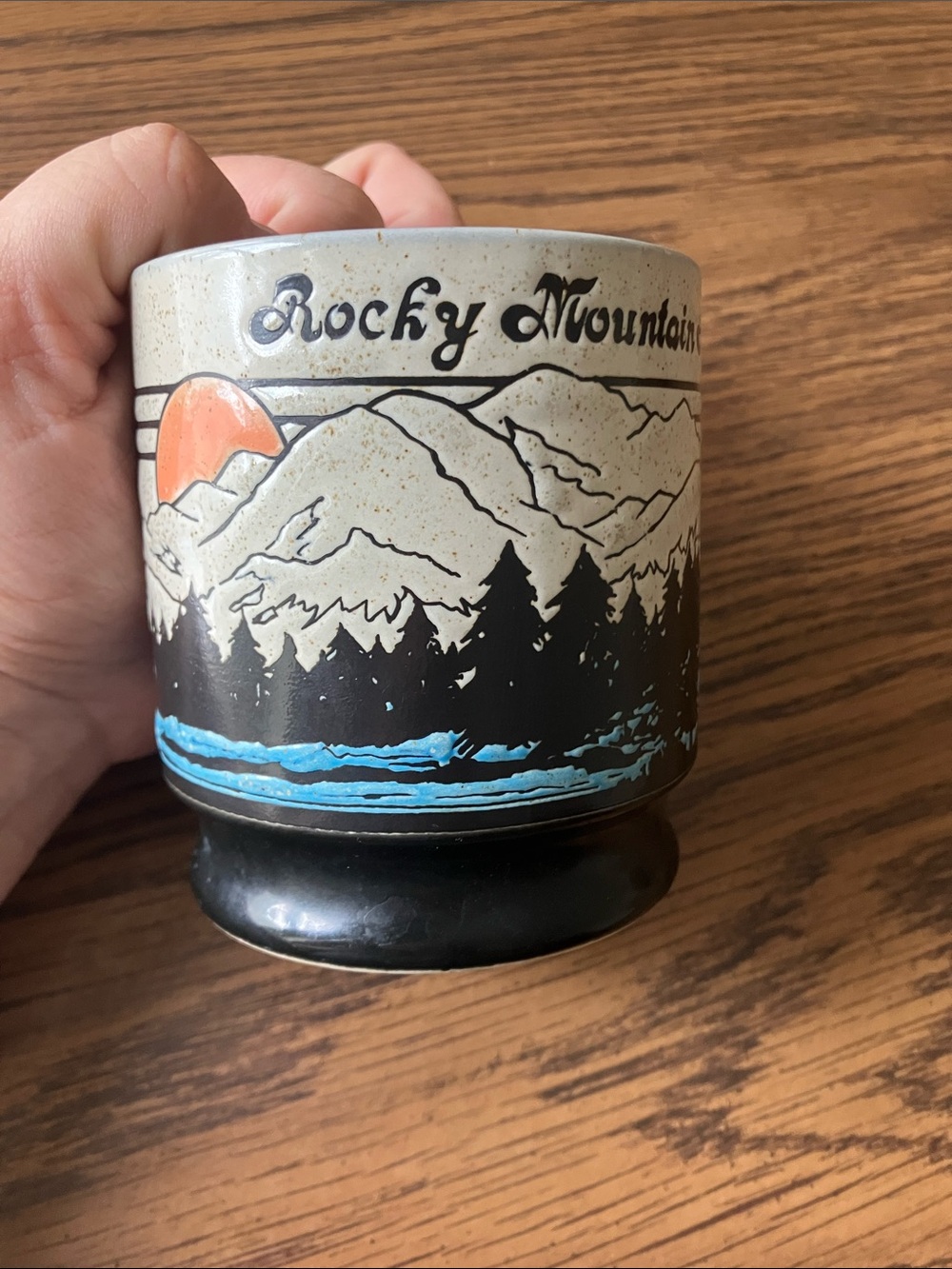 VTG Rocky Mountain National Park Speckled Mug - Picture 6 of 6